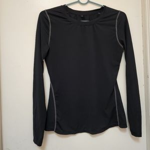 Women  T-shirt Long Sleeve Breathable Top Yoga Sportwear Black Size Large.